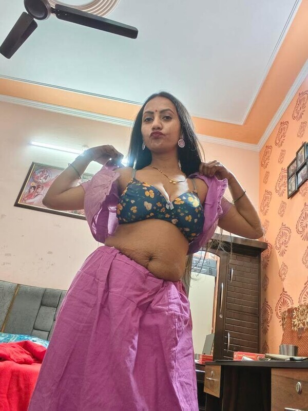 Horny bengali janvi bhabhi