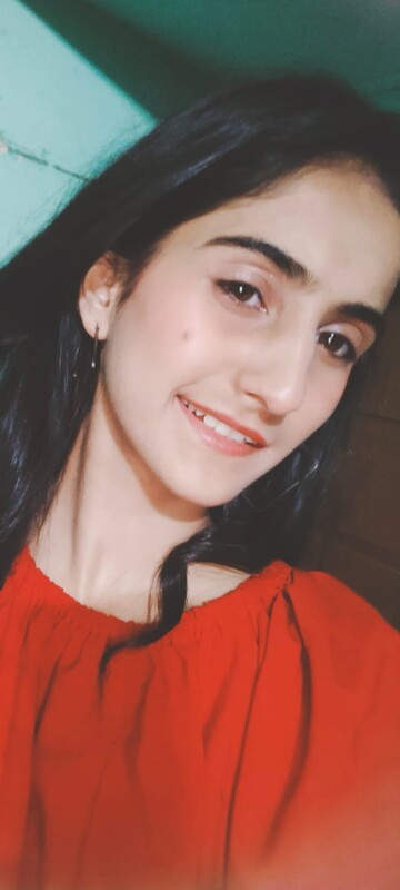 Desi cutie  showing pussy 🔥🔥