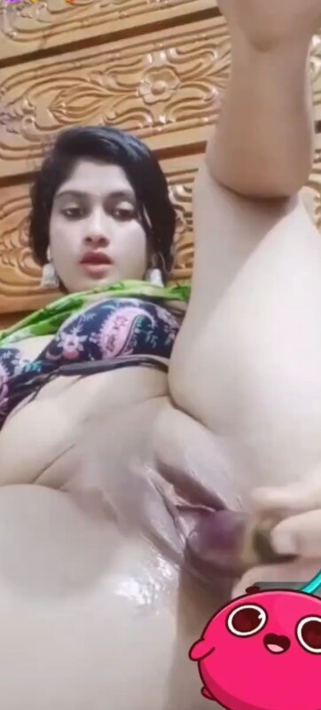 Beautiful Horny Girl Masturbating